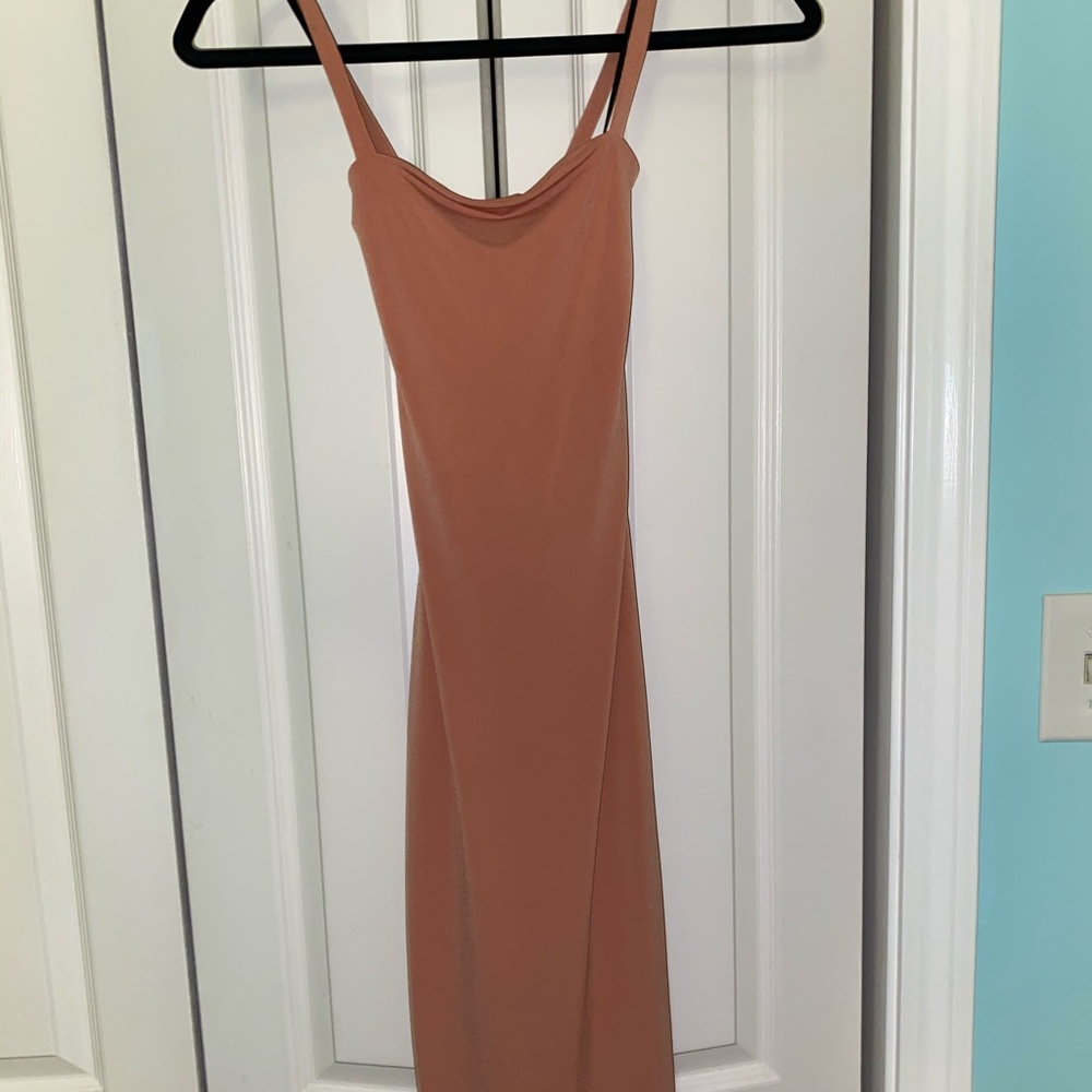 NWT DRESS - Picture 2 of 6